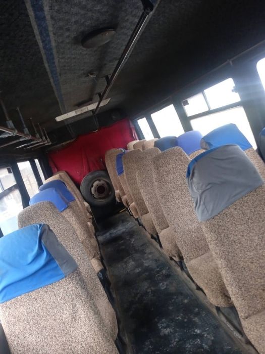 Продаи на полном ходу   4.0дизель , пасажир 22 места