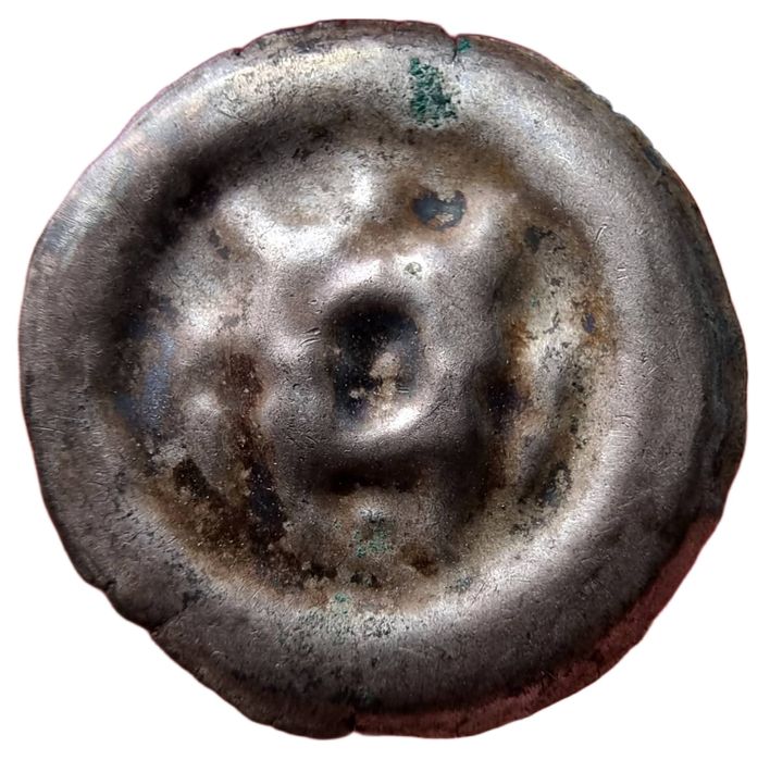 Bardzo ciekawy brakteat do identyfikacjii 0,40g, srebro.