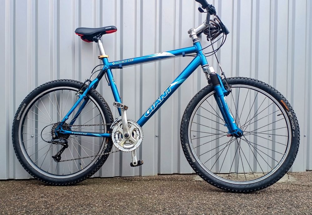 Валосипед GIANT rock se  на 26-х колесах