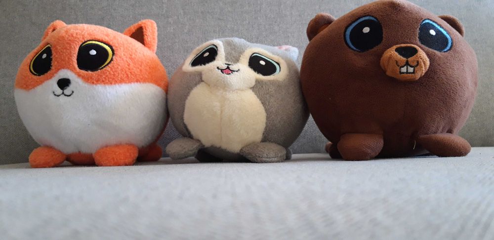 Conjunto de peluches.