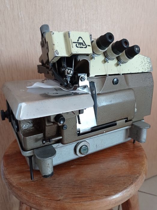 Overlock maszyna do szycia