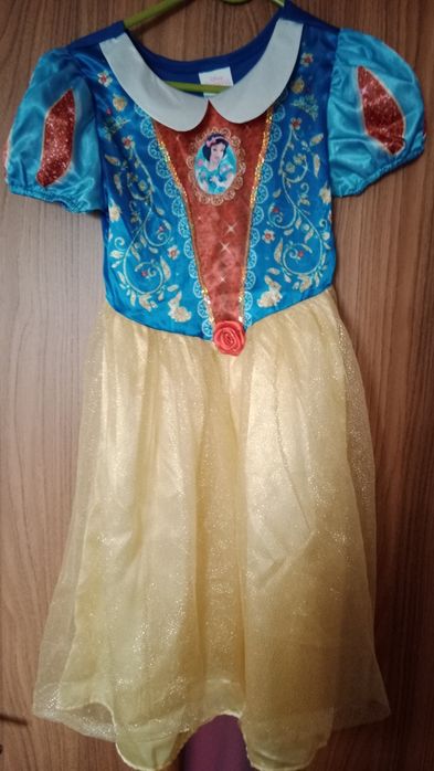 Strój Królewna Śnieżka 4-7 lat