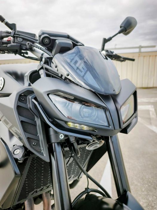 Yamaha MT-09 c/ Akrapovic