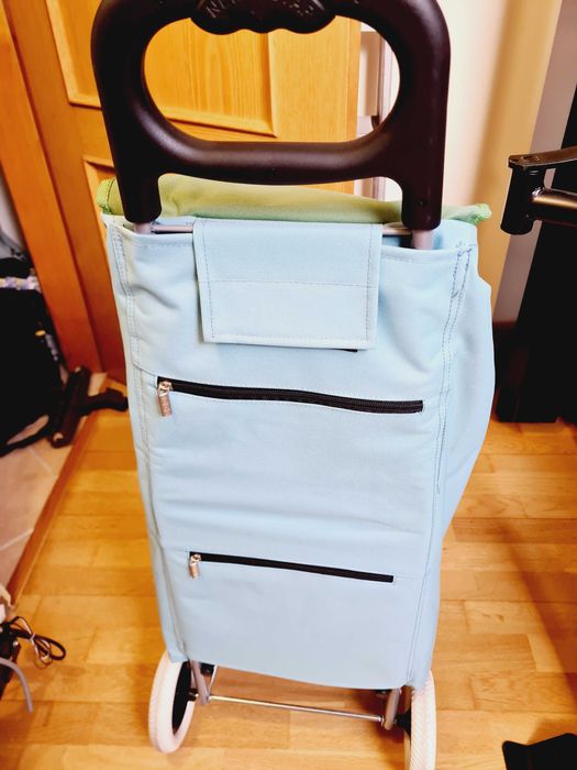 Carrinho de ir às compras