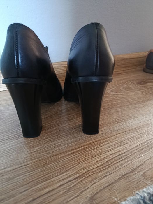Eleganckie półbuty skóra naturalna 40