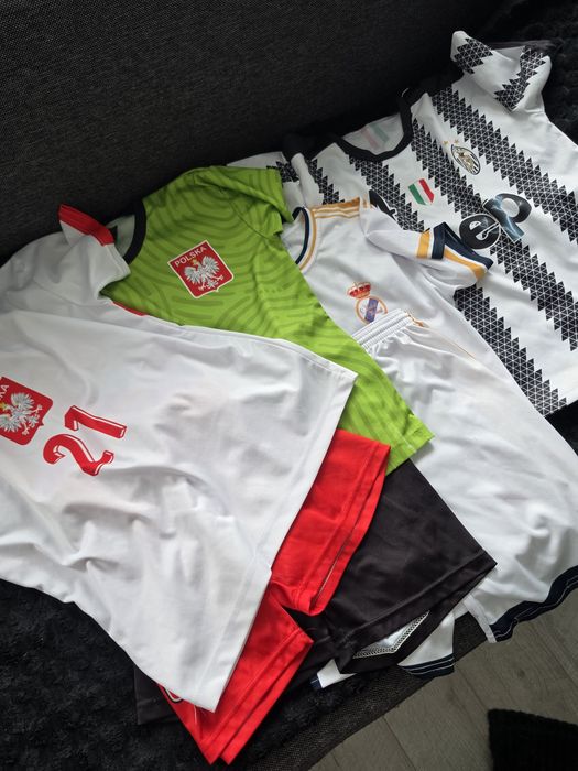 Stroje Chlopiece