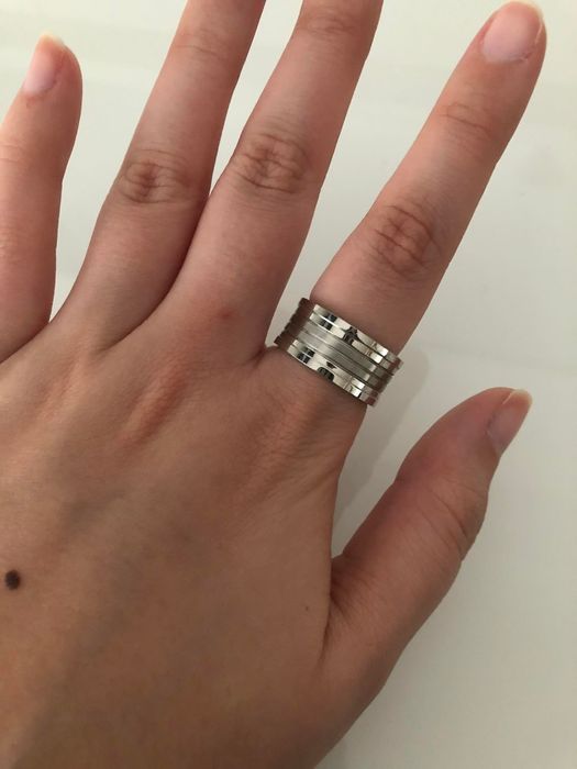 Anéis prateados variados