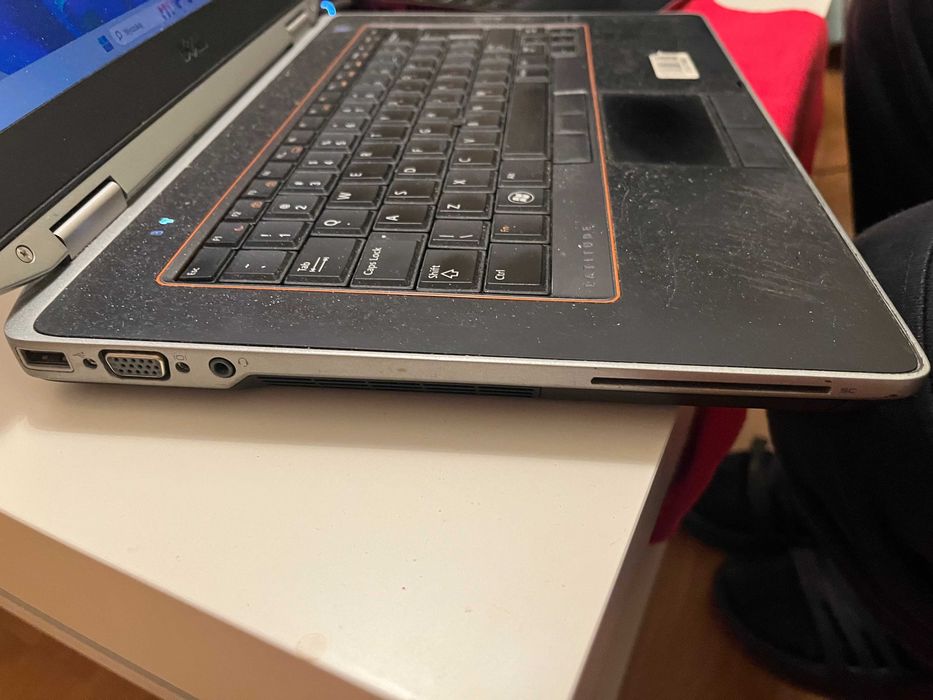 Laptop DELL Latitude E6420