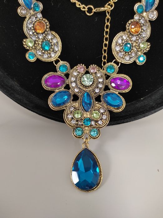 Colar festa ou cerimonia