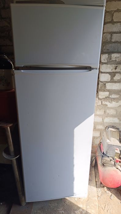 Холодильник Stinol