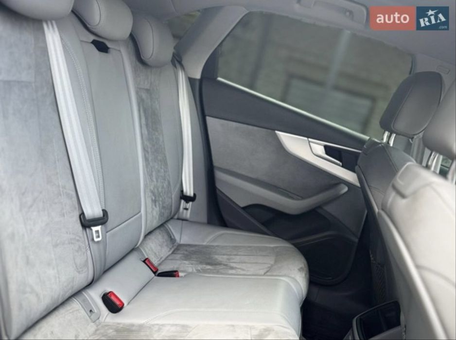 Audi A4 B9 2.0 tfsi 2016 рік