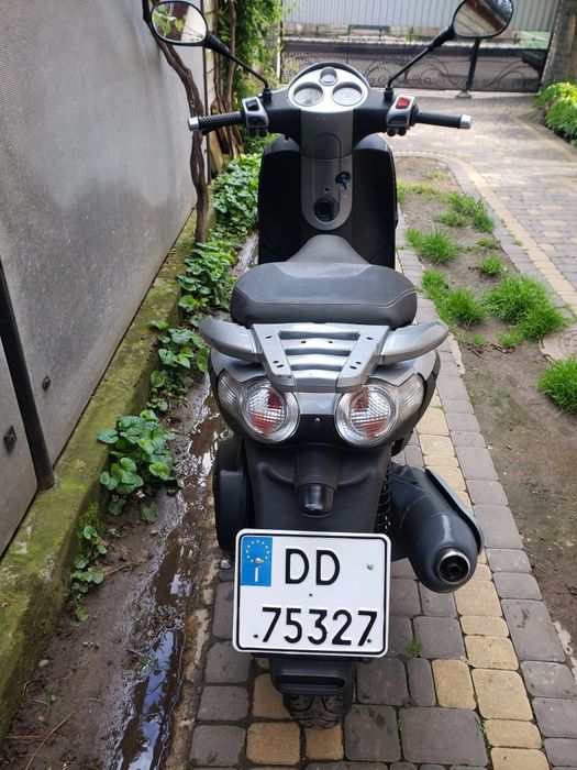 Скутер Piaggio Carnaby 200 Sh