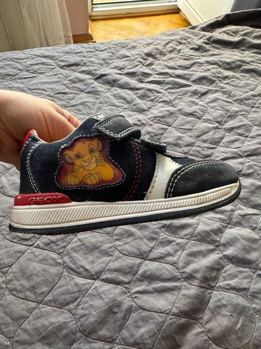 Дитячі кросівки Geox Disney 24 р. По устілці 14.5 см