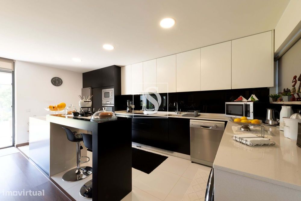 Moderna Moradia T3 no Centro Histórico de Ponte de Lima