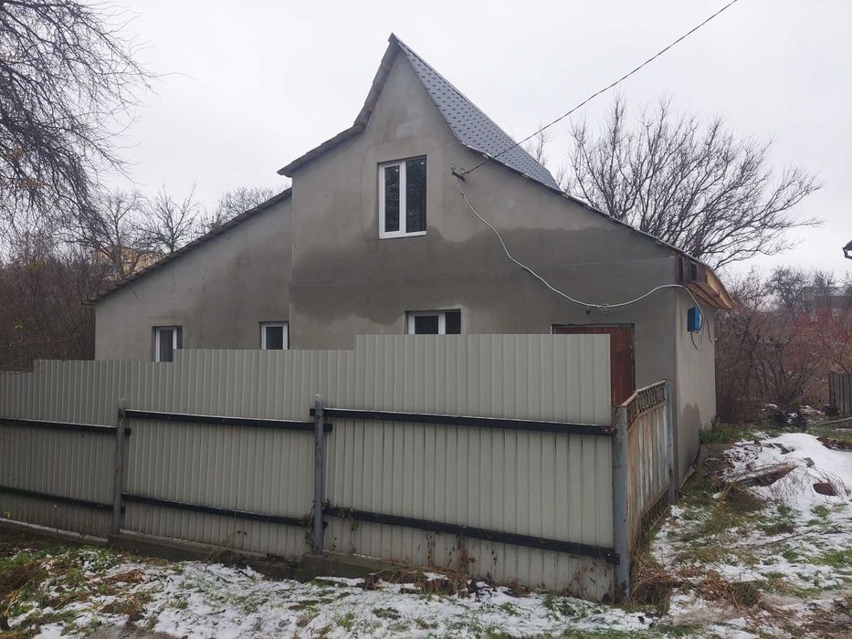 Продається садовий будинок в районі кінцевої зупинки у м.Васильків
