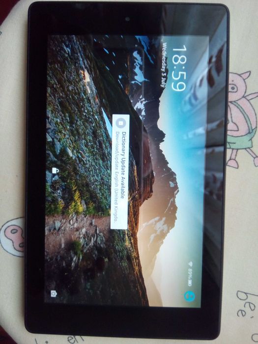 Планшет 7 дюймів .5 андроид рабочий.4 ядра 1 Гб оперативной