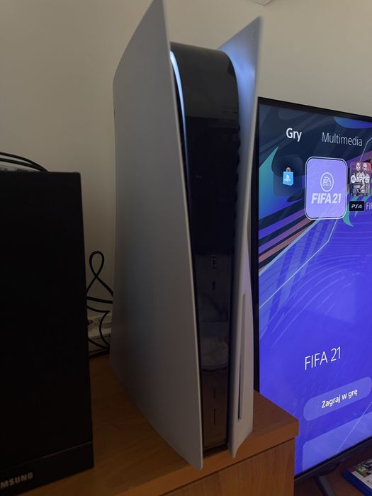 Konsola Ps5 *Caly zestaw*
