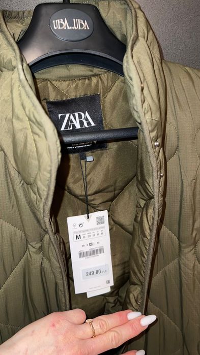 пальто Zara  M більшомірить