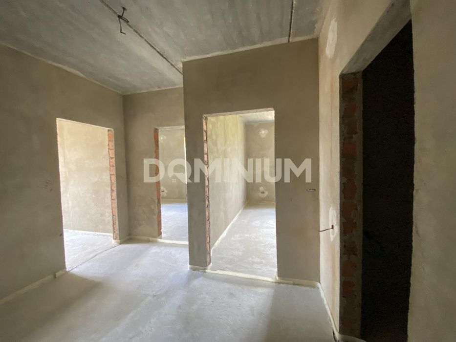 Продається 3 кімнатна квартира в м. Хуст