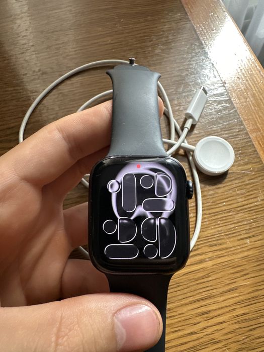 продам apple watch 8 45мм Midnight 32gb 95% акумулятор