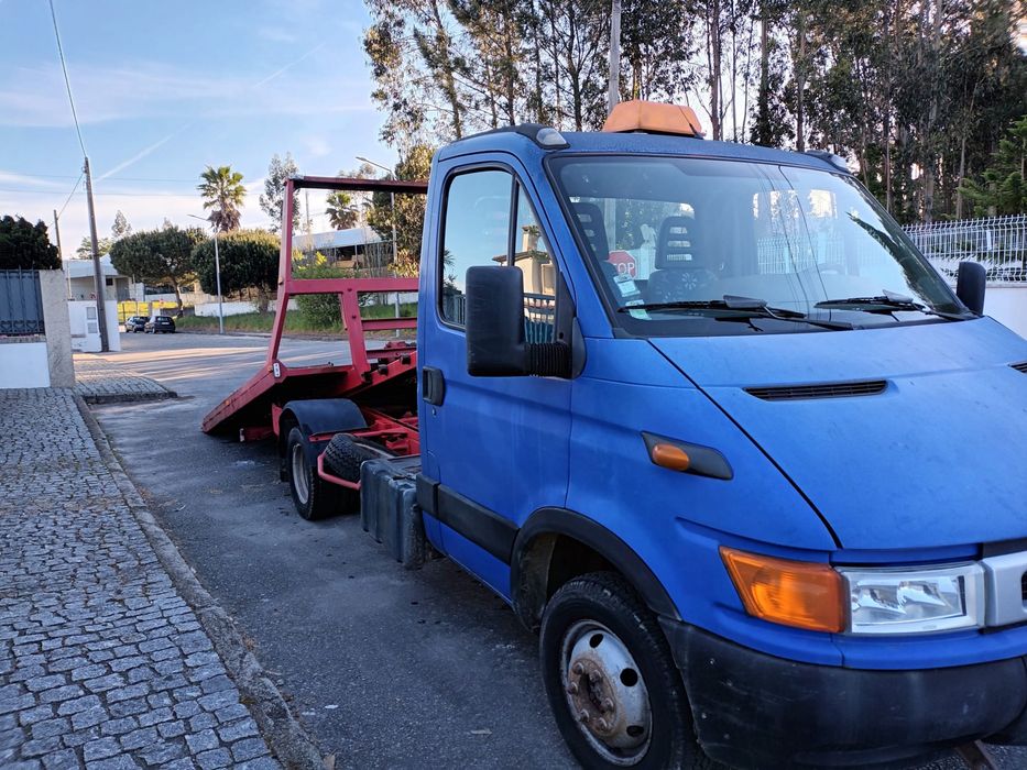 Iveco Daily com Estrado Rebaixável | 5.000 €