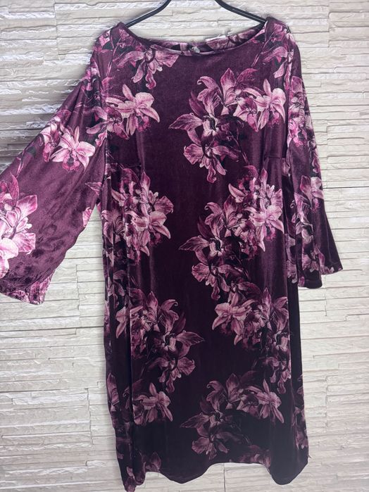 Sukienka plus size 44/46 kappAhl