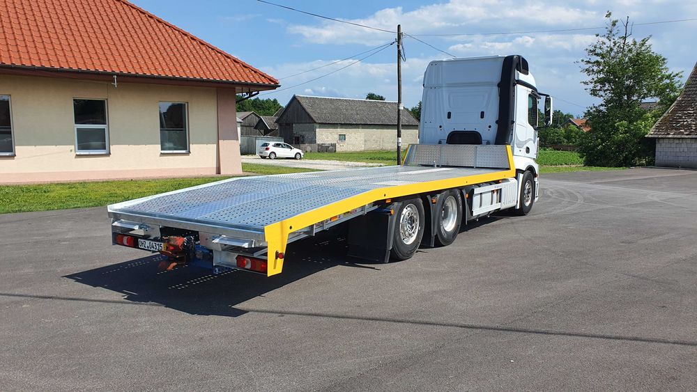 Zabudowa najazd laweta pomoc drogowa ciężarowe  DMC 26 T trzyośka