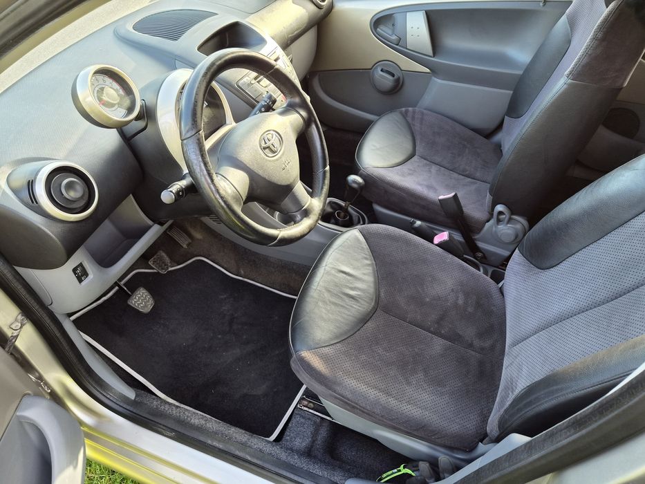 Sprzedam toyote aygo