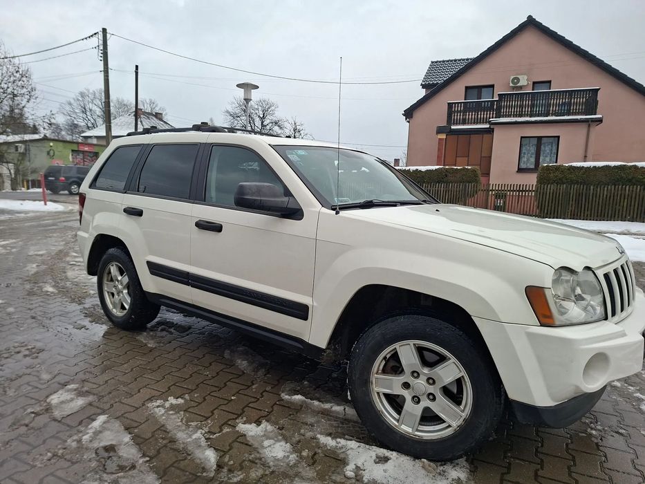 Jeep Grand Cherokee 3.5t na haku