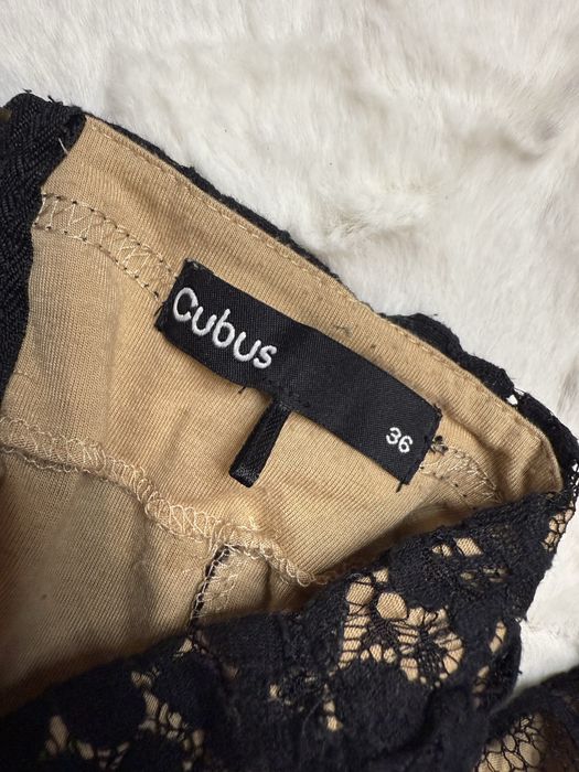 Spódnica czarno beżowa spódniczka z koronkowymi kwiatkami