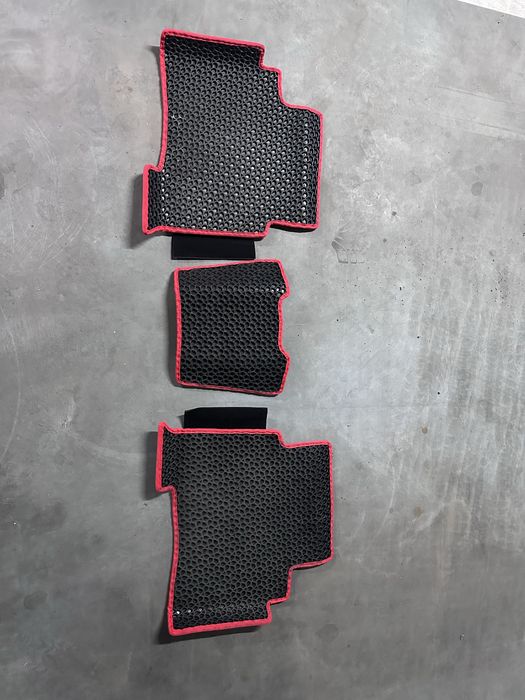 Dywaniki EVA Mats 3D do Toyota Prius IV generacji 2016-2019