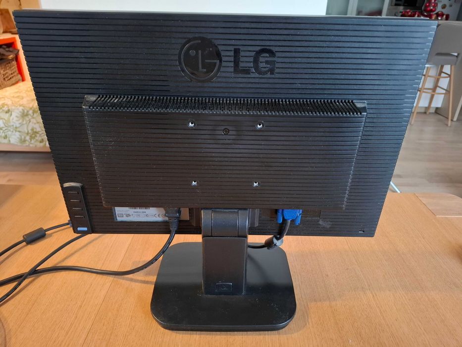 Monitor LG Flatron L192WS-SN