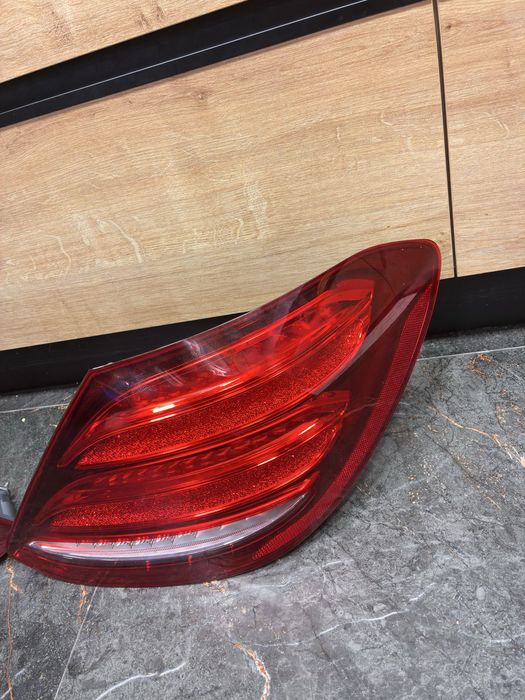 Lampy tylnie w213 UK