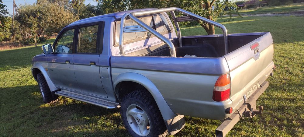 Mitsubishi   L200