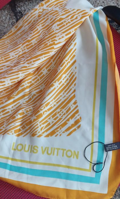 Продається велика хустка