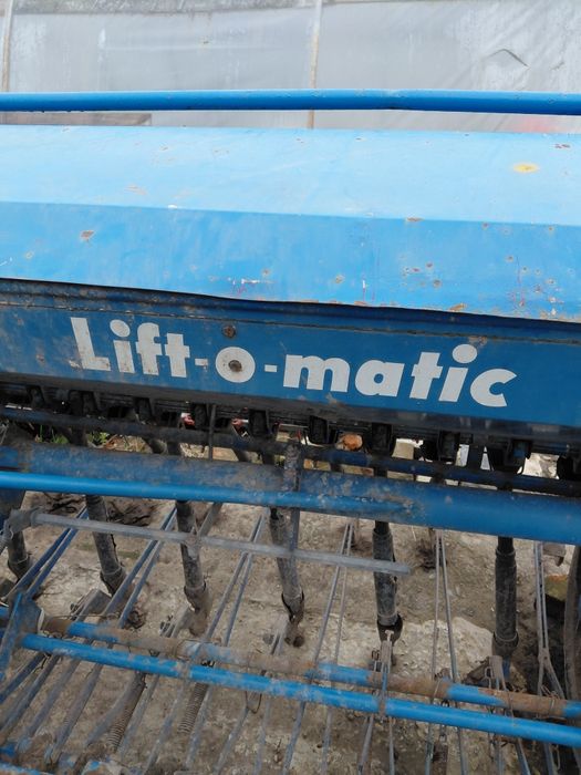 Продам зернову сівалку