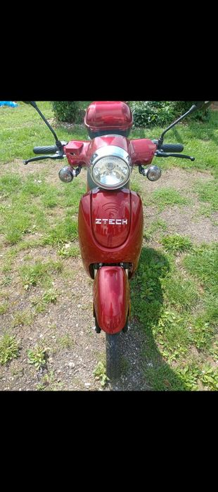Skuter elektryczny