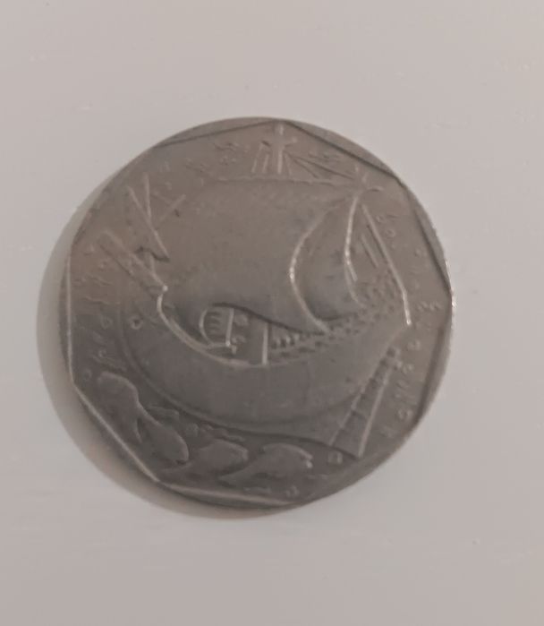 Lote Ref. 5: Moeda 50 escudos de 1988