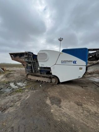 Usługi Wynajem Kruszarka/Przesiewacz wibracyjny Kruszenie Betonu Gruzu