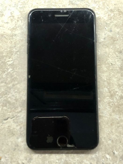 Iphone 7+ plus 32гБ чорний