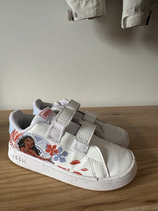 Buty dla dziewczynki