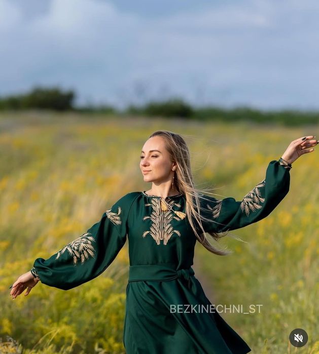 нове плаття вишиванка 48р