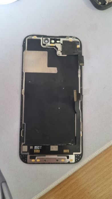 Продам дисплей на 14 про