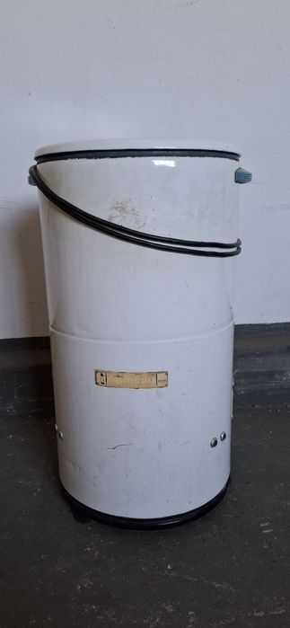 Sprzedam pralkę z czasów PRL -ŚWIATOWIT