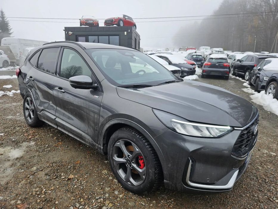 Ford Kuga 2.5 hybryda  2025 nowy model  ST-LINE X  Europa