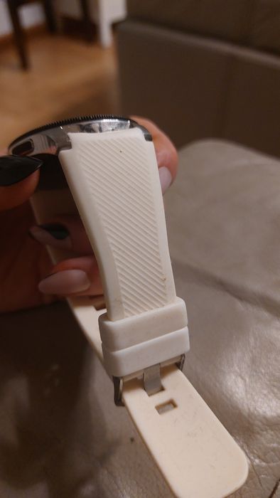 Samsung smartwatch uszkodzony