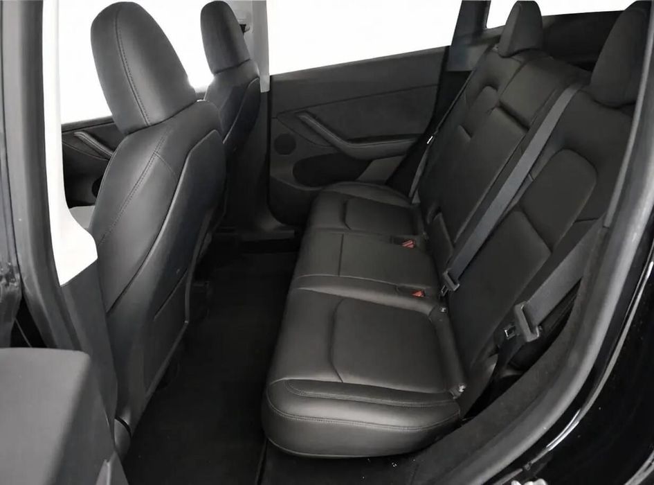 Tesla Model Y Performance Dual Motor AWD foto 5