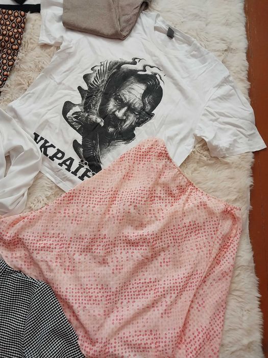 Лот речей на розмір М