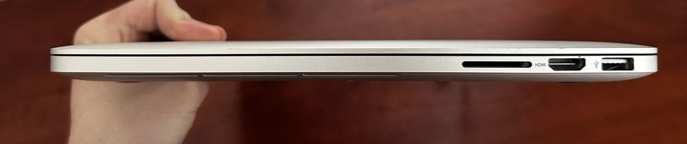 MacBook Pro 2015 15 дюймів, 256/16, i7 — гарний стан