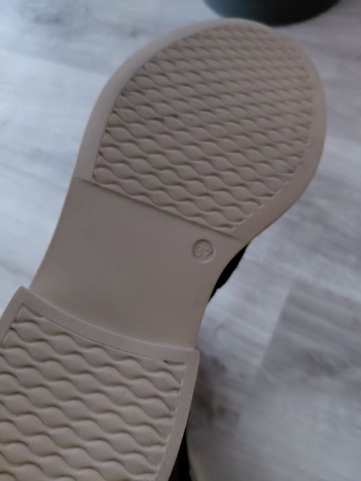 Sprzedam buty lasockiego